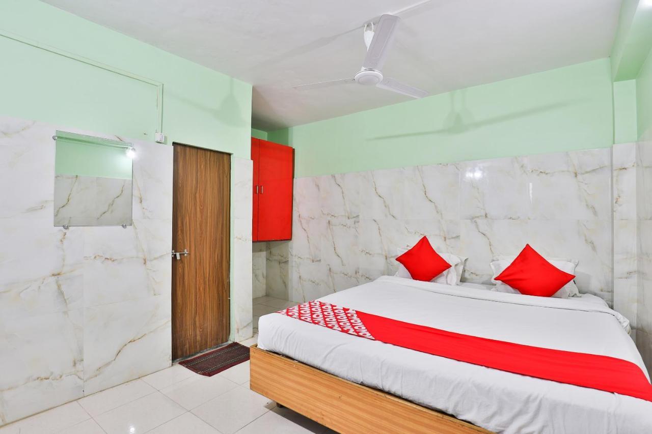 Oyo 24833 Hotel Silver 다만 외부 사진