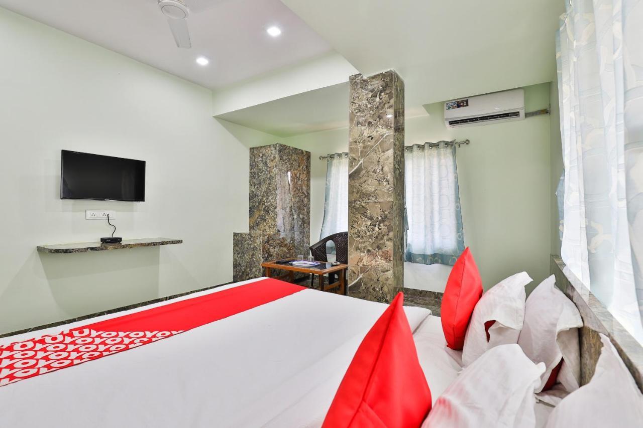 Oyo 24833 Hotel Silver 다만 외부 사진