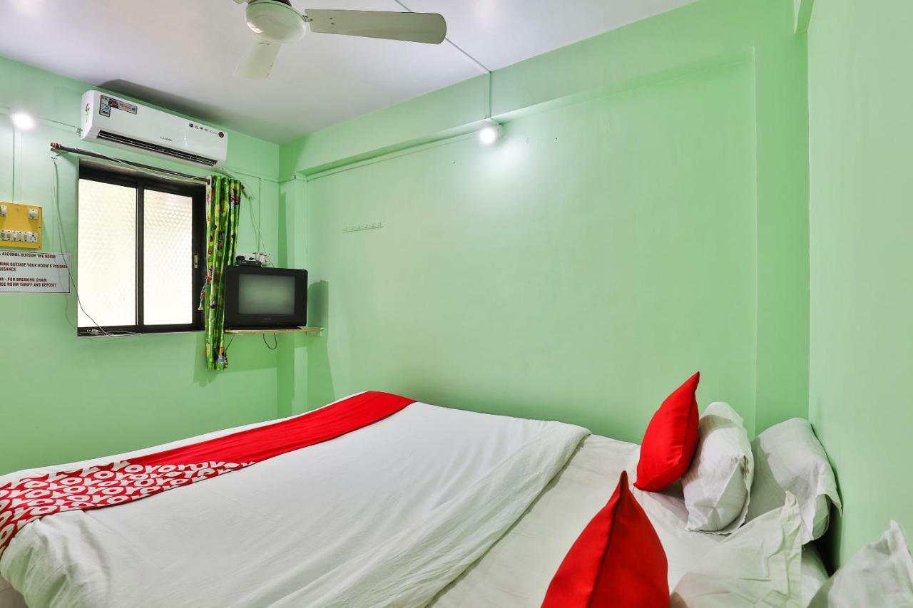 Oyo 24833 Hotel Silver 다만 외부 사진